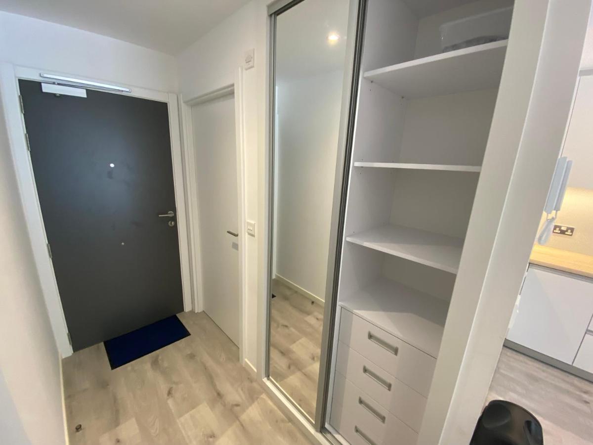 Modern Studio Apartment At The Hub Γιβραλτάρ Εξωτερικό φωτογραφία