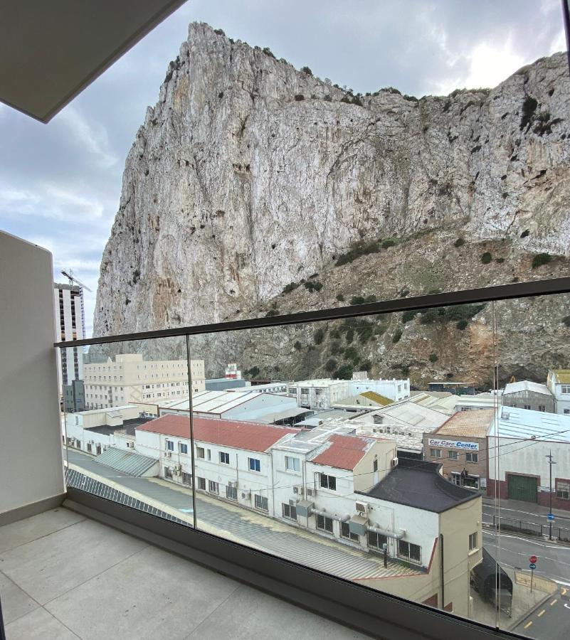 Modern Studio Apartment At The Hub Γιβραλτάρ Εξωτερικό φωτογραφία